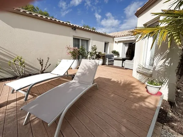 MAISON FAMILIALE AVEC PISCINE - LES SABLES D'OLONNE