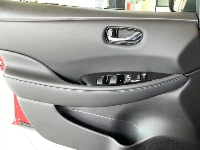 Nissan Leaf electrique 40kwh — photo 91