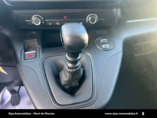 Citroën Berlingo van m diesel 100 ch manuelle — photo 45