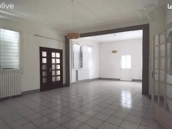 Maison de ville 10 pièces 223 m²