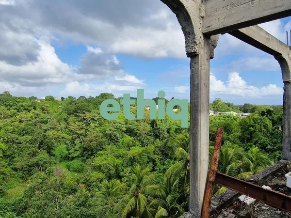 Villa 10 pièces 237 m²