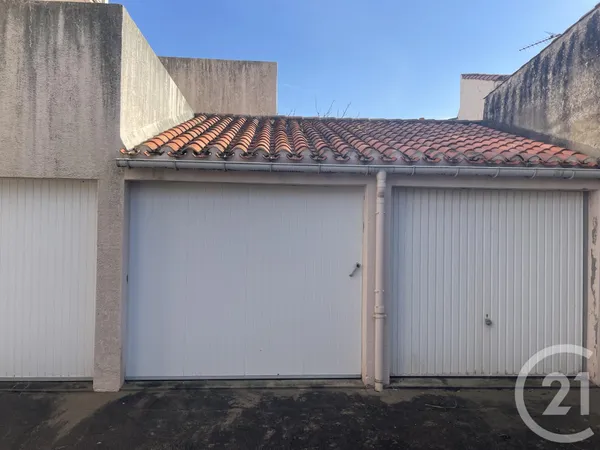 Parking 14 m²