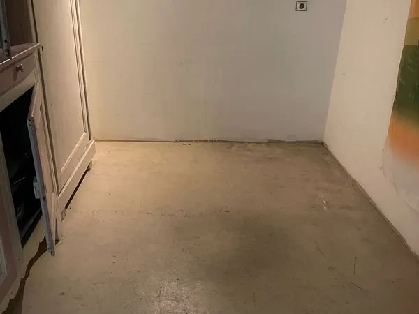 Garde-meuble 10m² sain (RDC / Étage / Cave à vin)