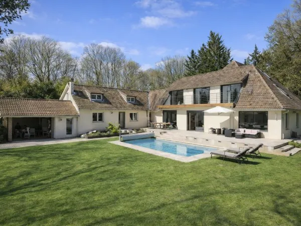 Maison 7 pièces 289 m²