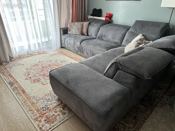 Très bel appartement meublé à louer près de la gare SNCF du Havre et de l'université (90 m², 3 chamb
