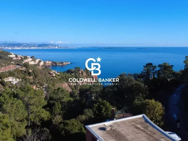 THEOULE-SUR-MER - VILLA VUE MER