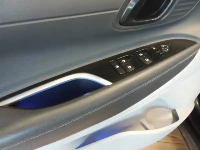 Hyundai Bayon 1.0 t-gdi 100 hybrid 48v — photo 129