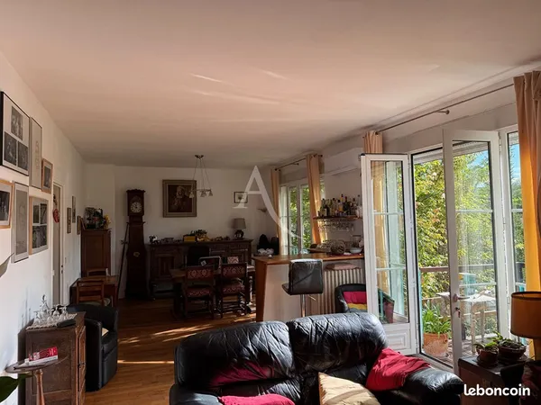 Maison 6 pièces 200 m²