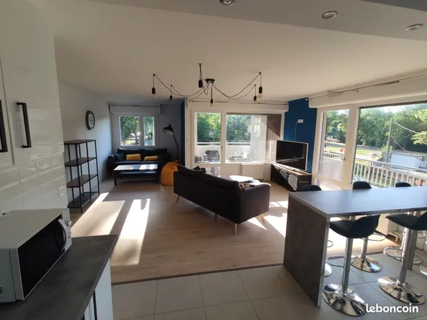 Chambre dans coloc de 159m2 bien équipée