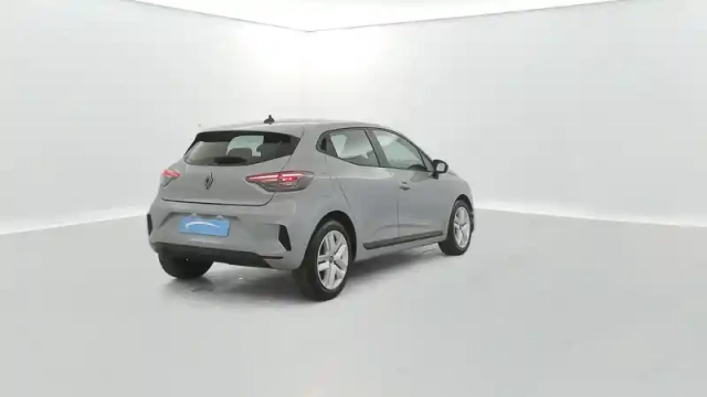 Renault Clio tce 90 — photo 14