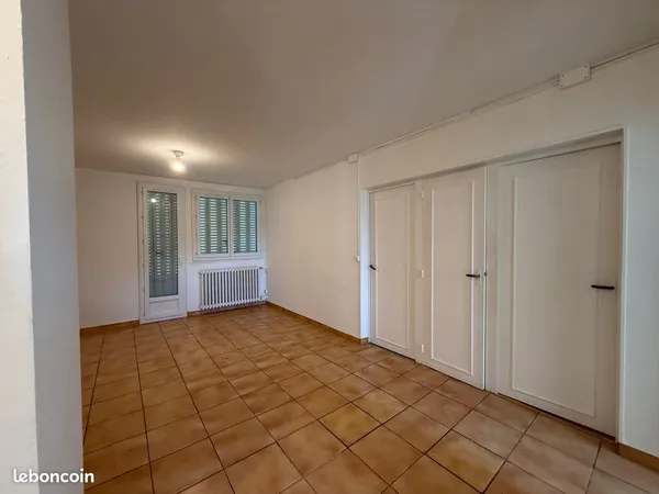 Appartement T3 53m²-rez de chaussée-La souterraine