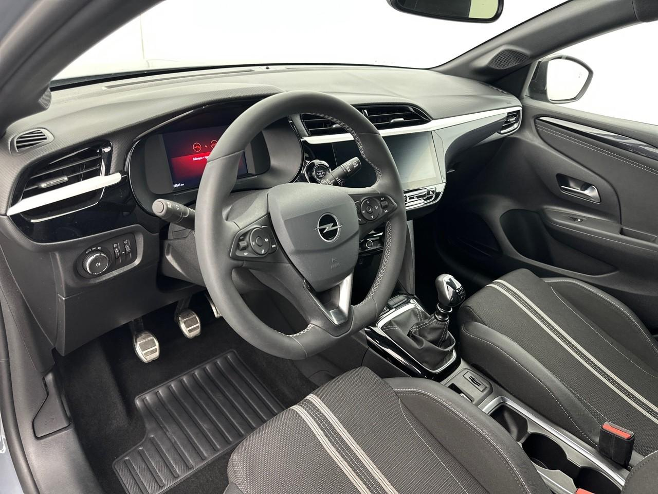 Opel Corsa 1.2 turbo 100 ch gs — photo 12