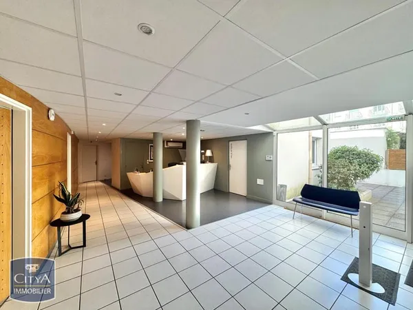 Bureaux 1 pièce 20 m²