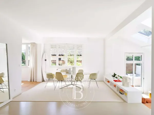 Maison 5 pièces 150 m²