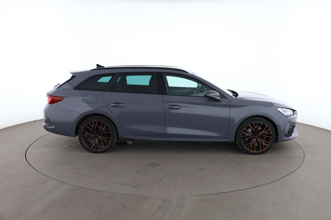 Cupra Leon Sportstourer 1.4 e-Hybrid DSG6 — photo 6