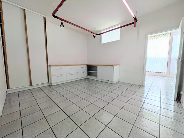 Local commercial 3 pièces 37 m²