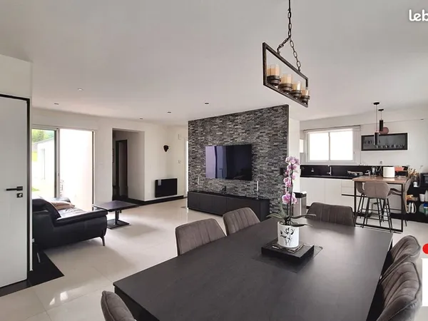 Maison 6 pièces 134 m²