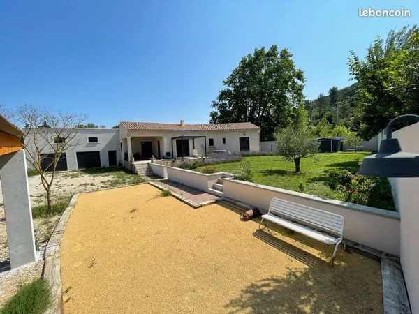 Saze - Maison lumineuse 125 m², terrain 3 600 m², grand garage
