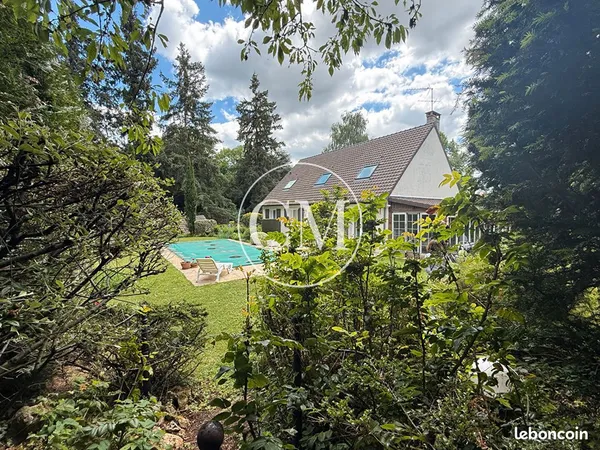 Maison 6 pièces 181 m²