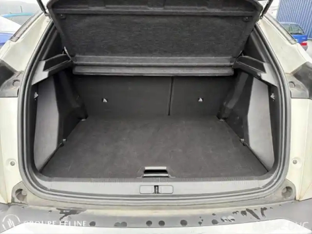 Peugeot 2008 1.2 puretech 100ch s&amp;s allure 5cv — photo 6