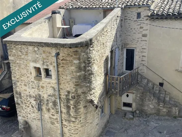 En exclusivité, découvrez cette charmante maison de village avec cave et terrasse panoramique