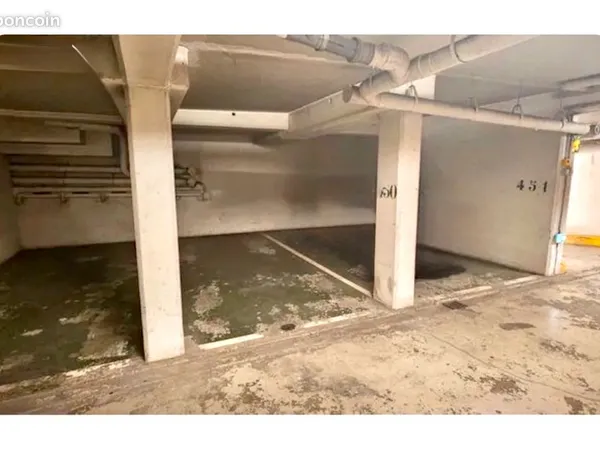 1 place de stationnement