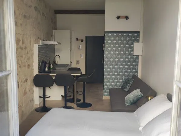 Appartement climatisé avec balcon