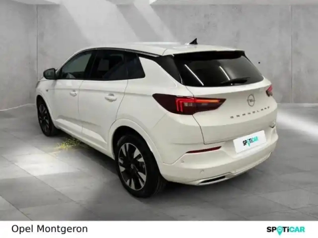 Opel Grandland 1.2 turbo 130ch elegance business bva8 my23 — photo 4