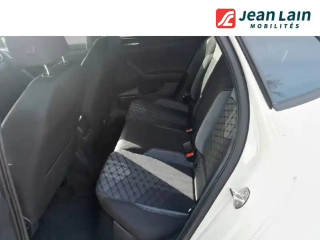 Volkswagen Polo 1.0 tsi 116 s&amp;s dsg7 — photo 35