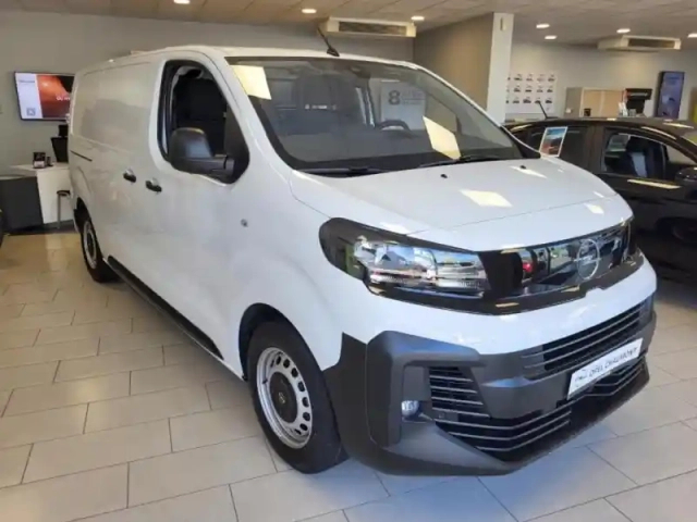 Opel Vivaro fg m 2.0 bluehdi 145ch — photo 3