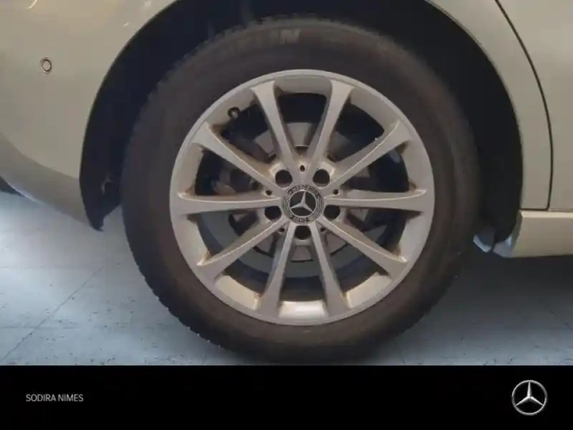 Mercedes Classe A 180 d 116ch style line 7g-dct — photo 11