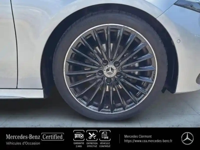 Mercedes Classe A 180 d 116ch amg line 8g-dct — photo 10