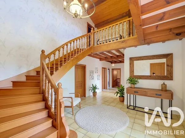 Maison 9 pièces 289 m²