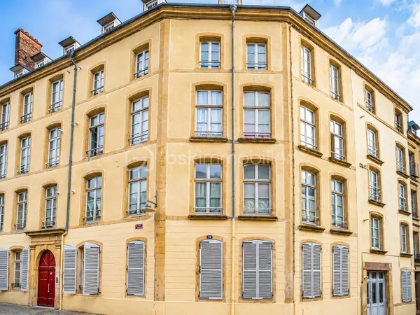 Immeuble 4 pièces 1130 m²