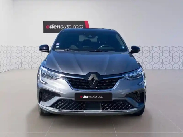 Renault Arkana e-tech 145 - 21b — photo 8