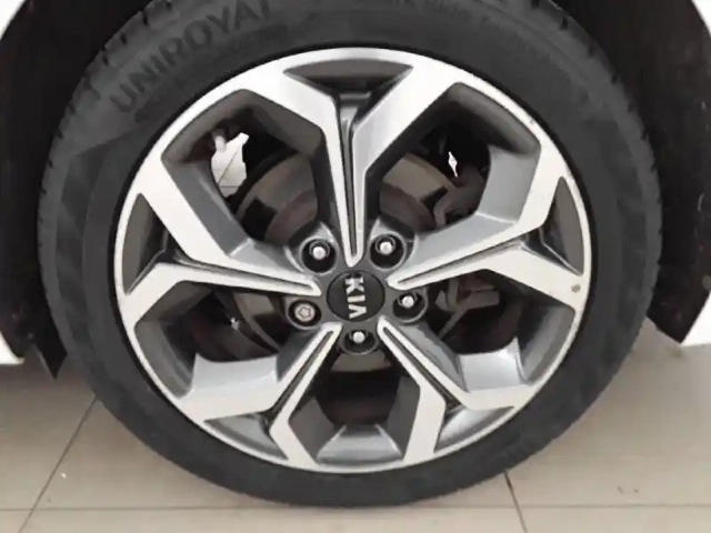 Kia Ceed sw 1.4 t-gdi 140 ch isg dct7 — photo 83