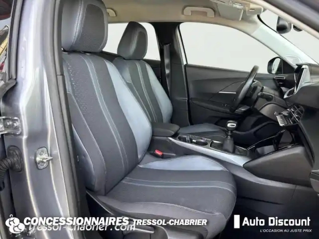 Peugeot 2008 puretech 130 s&amp;s bvm6 allure — photo 9
