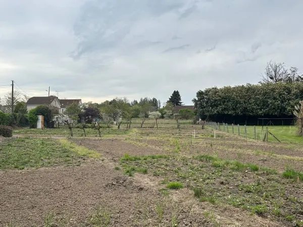 Terrain 1818 m²