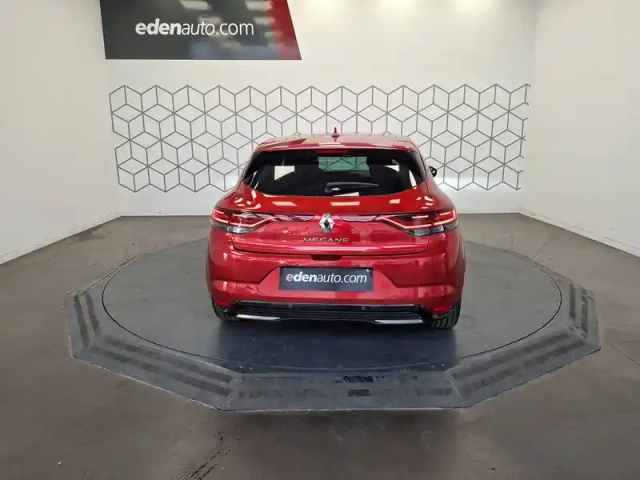 Renault Megane mégane iv berline blue dci 115 — photo 6