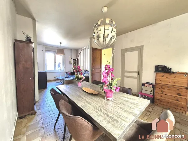 Maison 3 pièces 84 m²