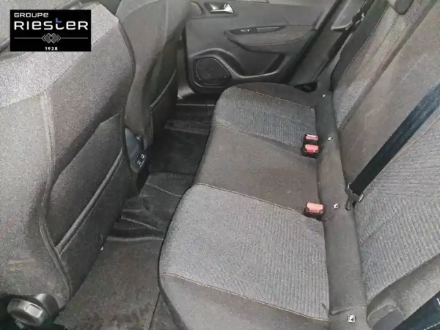 Peugeot 2008 electrique 50 kwh 136 ch — photo 32