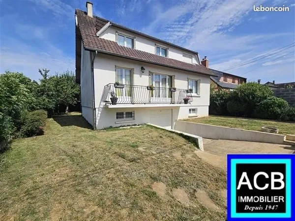 Maison 7 pièces 150 m²