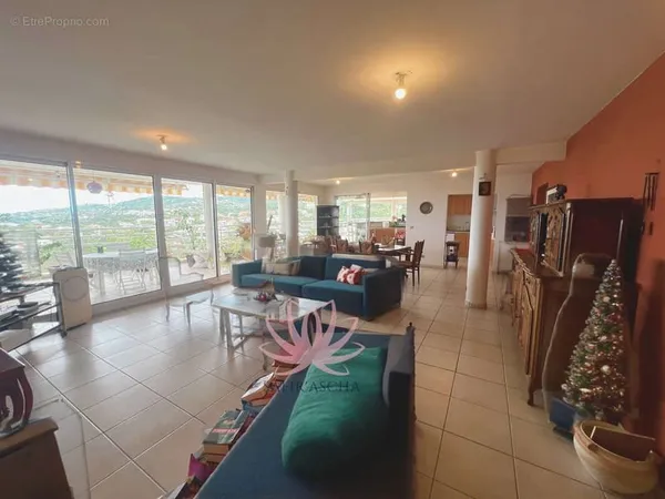 Appartement 5 pièces 139 m²