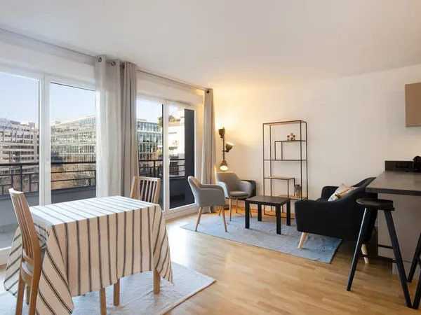 Appartement Location Issy-les-Moulineaux 2p 43m² 1415€