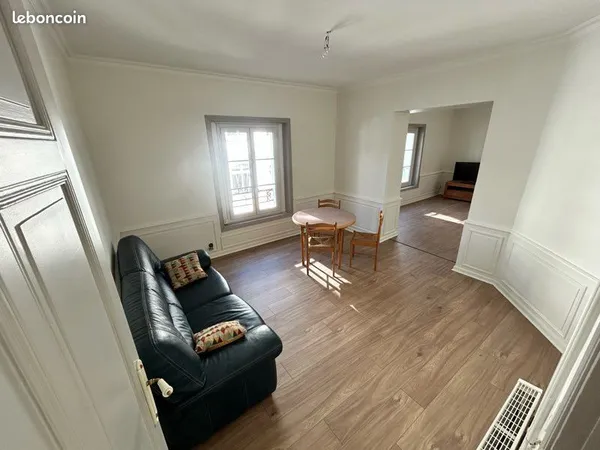 Très bel appartement de caractère au coeur de la ville