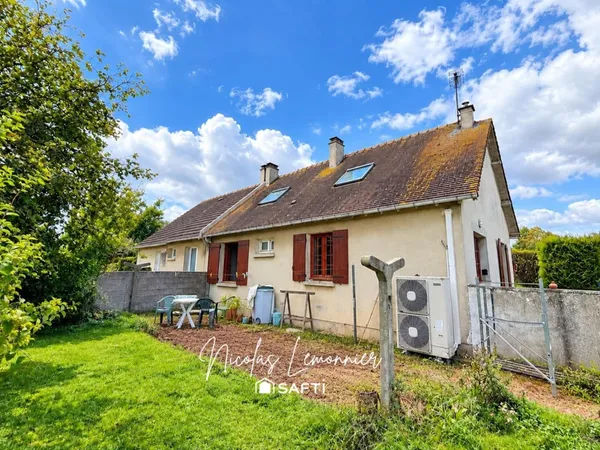 Maison de 92 m² avec fort potentiel à Saint Aubin d'Arquenay