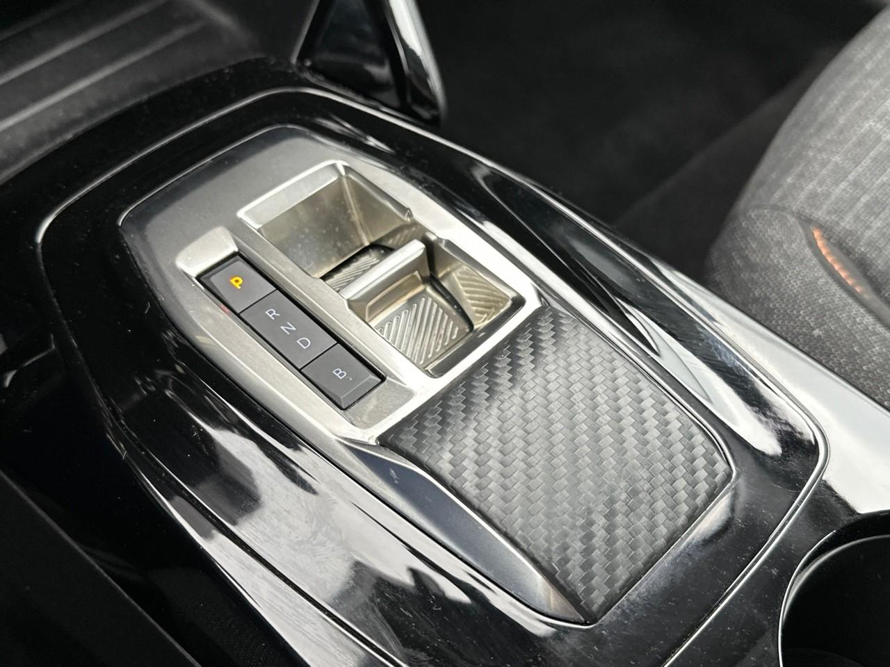 Peugeot 208 electrique 54 kwh 156ch style — photo 29