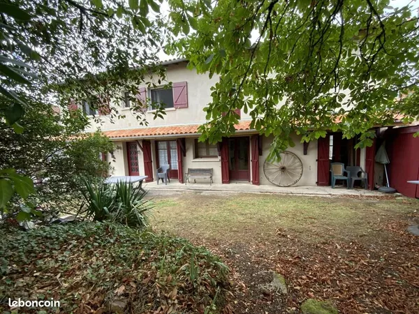 Maison 16 pièces 500 m²