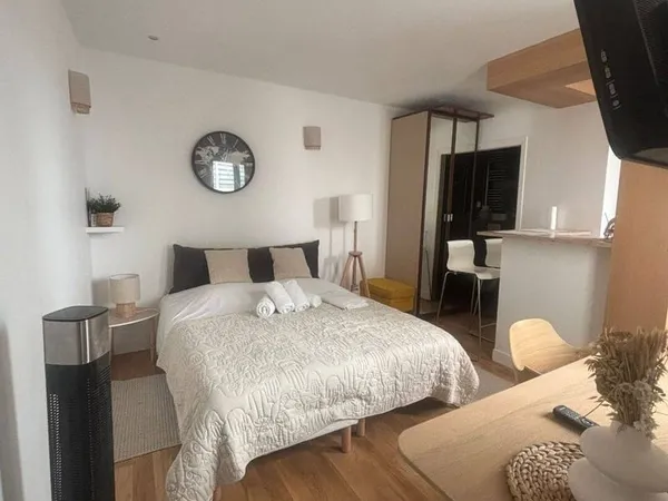 Studio 1 pièce 25 m²