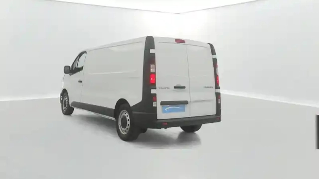 Renault Trafic fgn l2h1 3000 kg blue dci 130 — photo 3